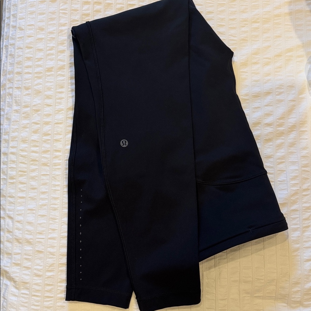 Lululemon Wunder Train High Rise Tight with Pockets - Picture 2 of 11